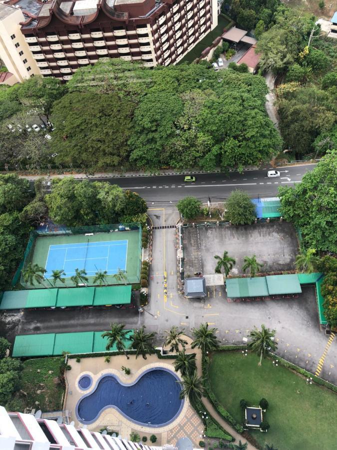 Beach Resort Home Stay Sri Sayang Apartment Batu Ferringhi 2Bedroom Exterior foto
