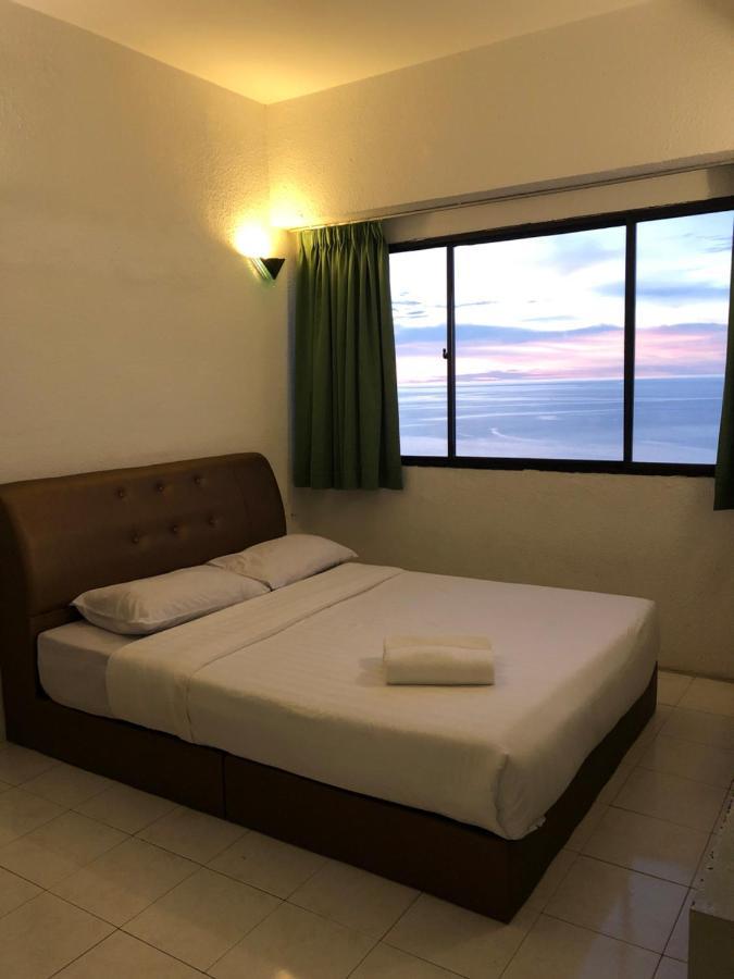 Beach Resort Home Stay Sri Sayang Apartment Batu Ferringhi 2Bedroom Exterior foto