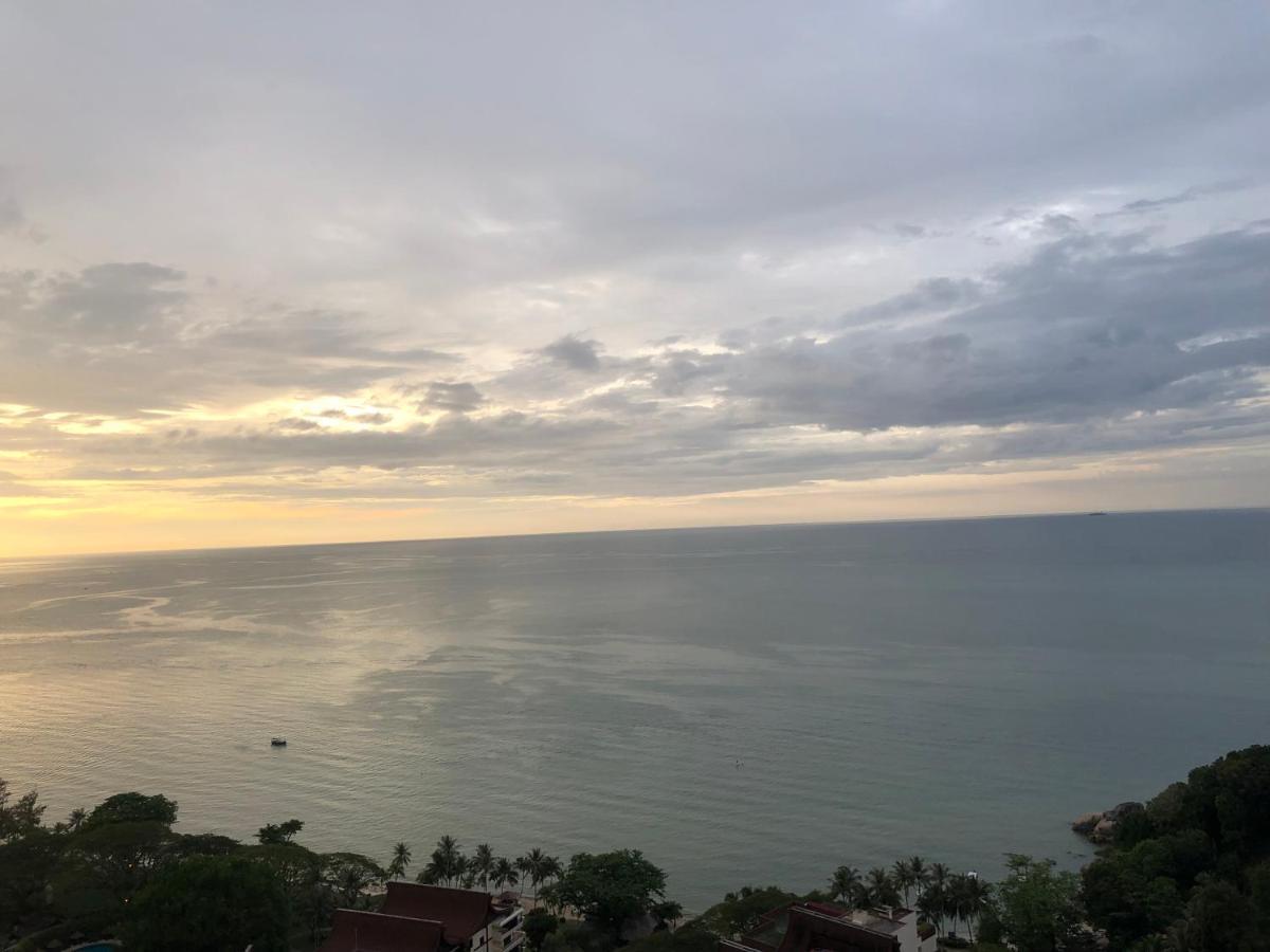 Beach Resort Home Stay Sri Sayang Apartment Batu Ferringhi 2Bedroom Exterior foto