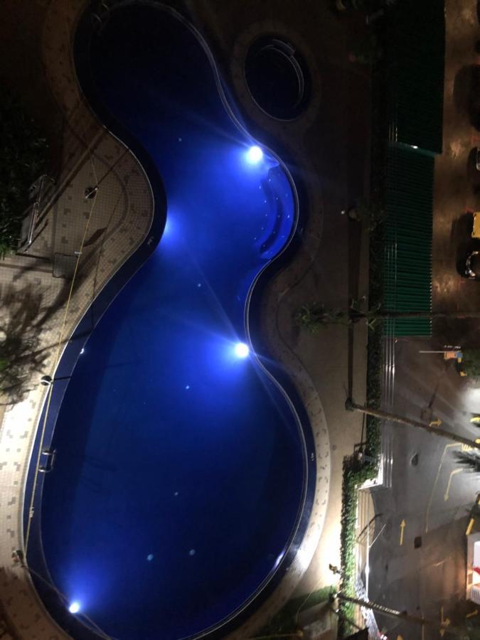 Beach Resort Home Stay Sri Sayang Apartment Batu Ferringhi 2Bedroom Exterior foto